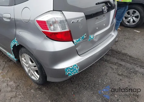 2009 Honda Fit Sport z USA, uszkodzony, nr VIN JHMGE88479S022177